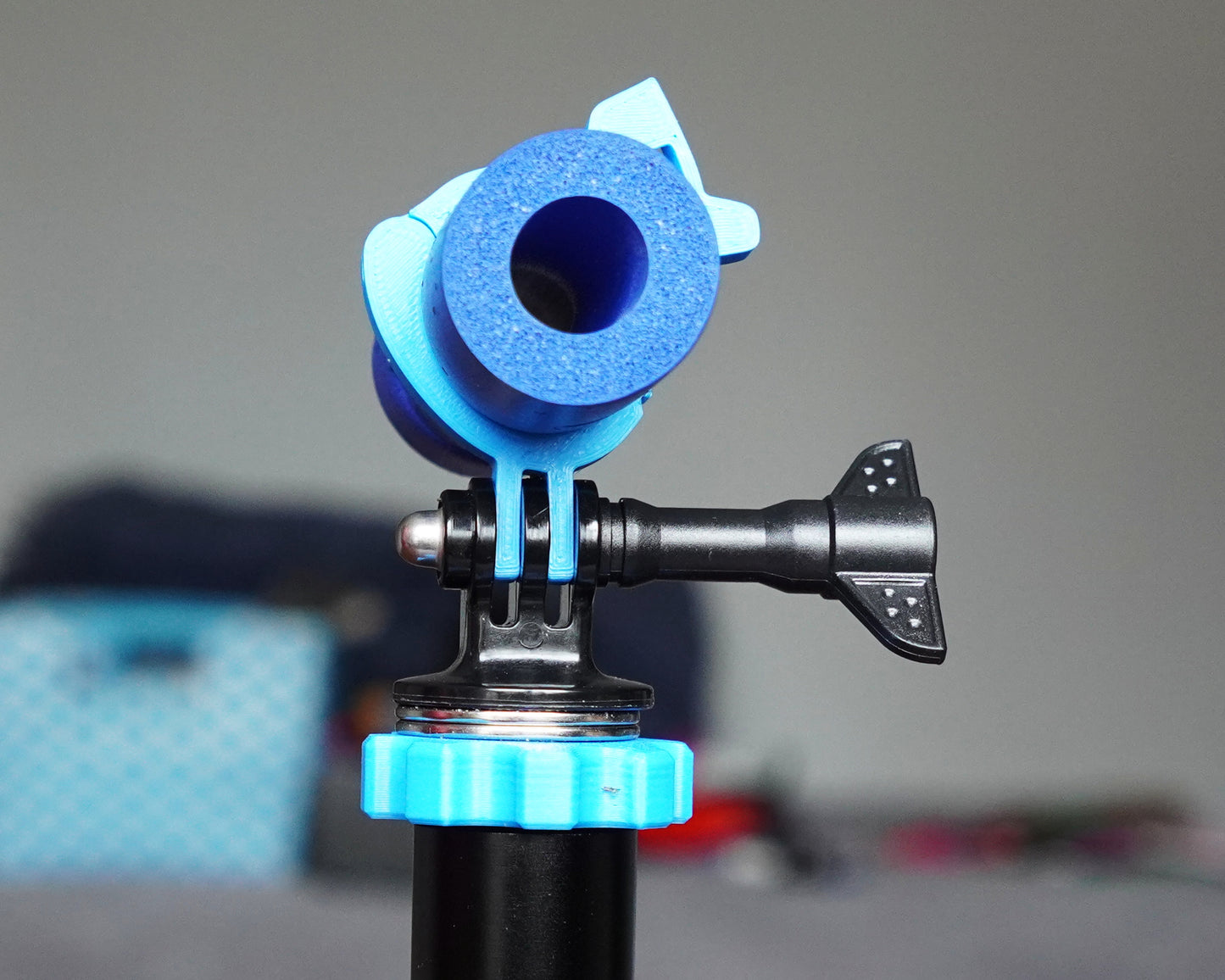 Neon blue large magnet