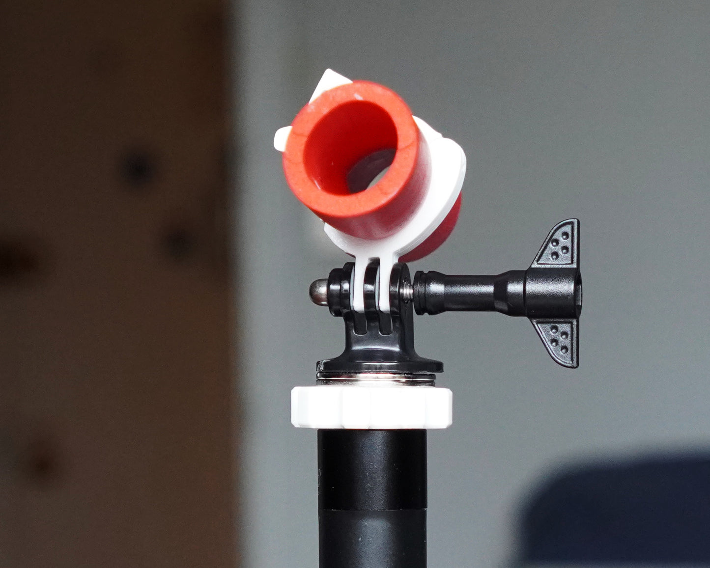 White extra large magnet